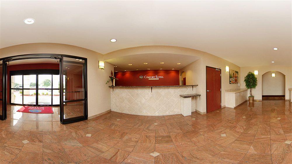 Quality Suites Austin Exterior photo